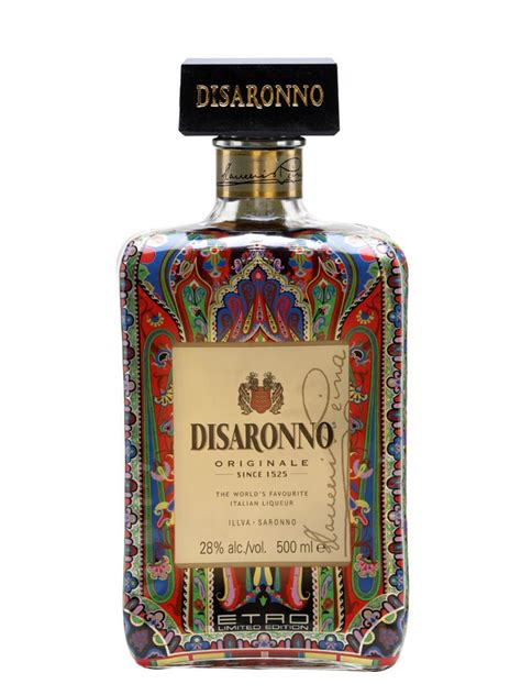 disaronno wears etro